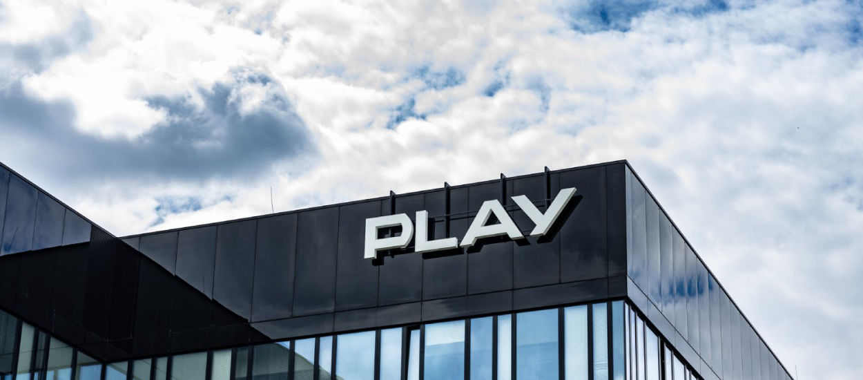 Nowy starter eSIM od Play. Aż 200 GB na start