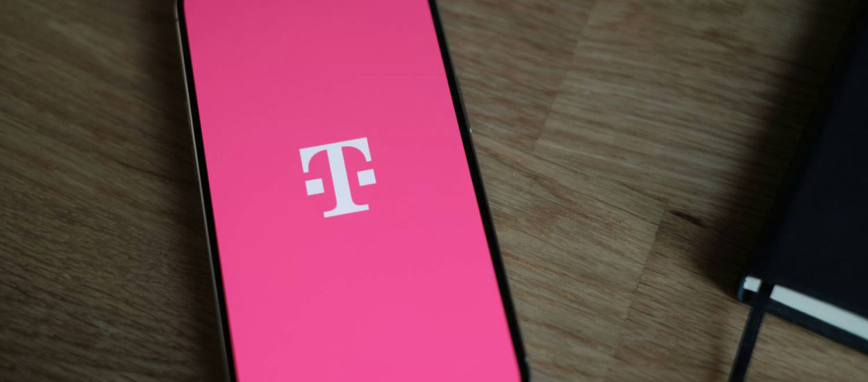 Telefon bez umowy w T-Mobile. Co oferuje popularna sieć?